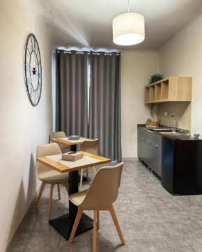 Sicily O'Clock Room